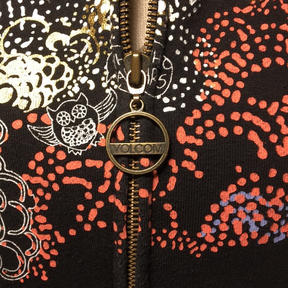 Volcom cap sleeve hoodie, black w/ paint design, S - Picture 5 of 8